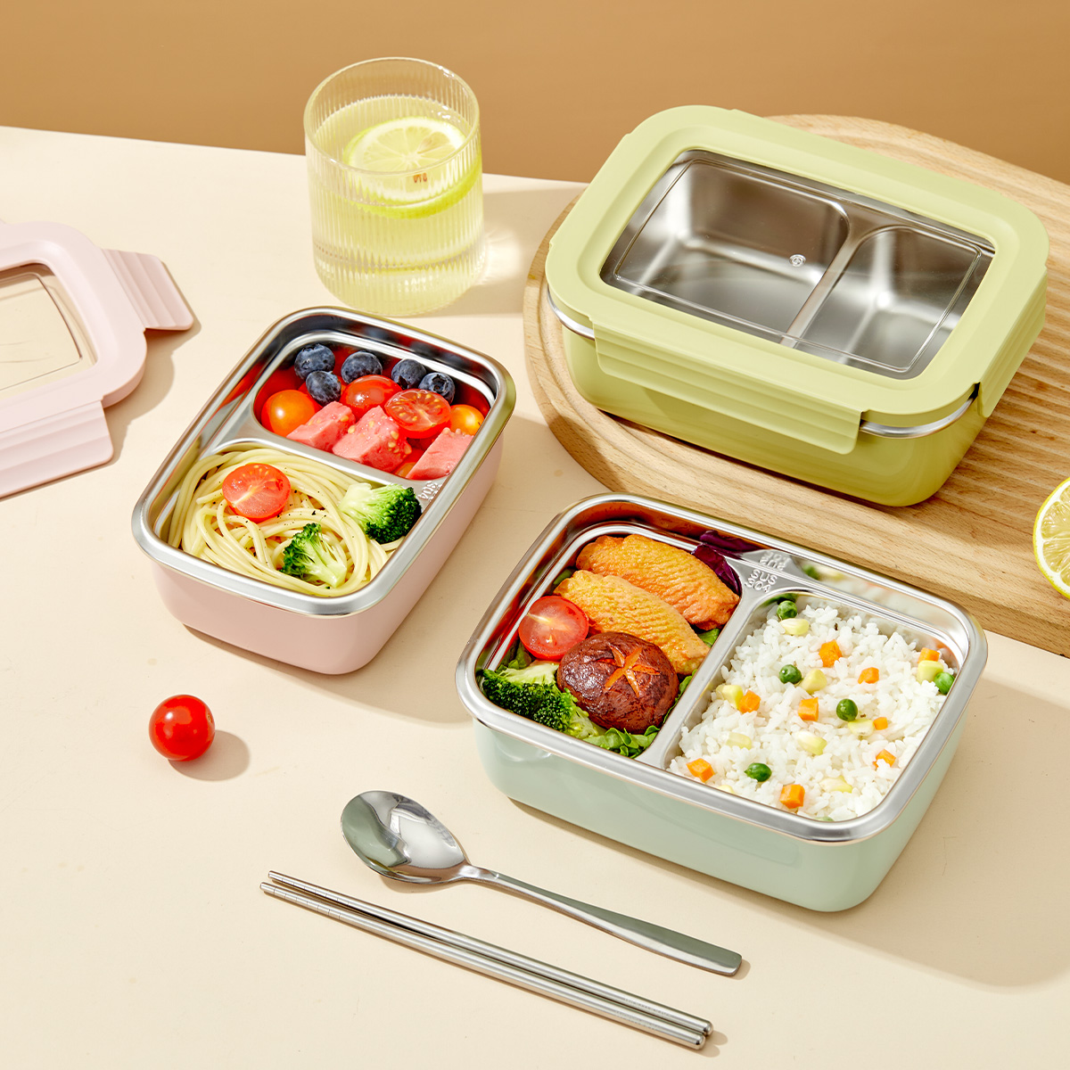 Pojemnik na lunch z mikrofalów – Bento Box Two Tier recenzja i cena